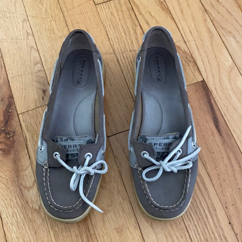 Sperry top-sider flats, 8M